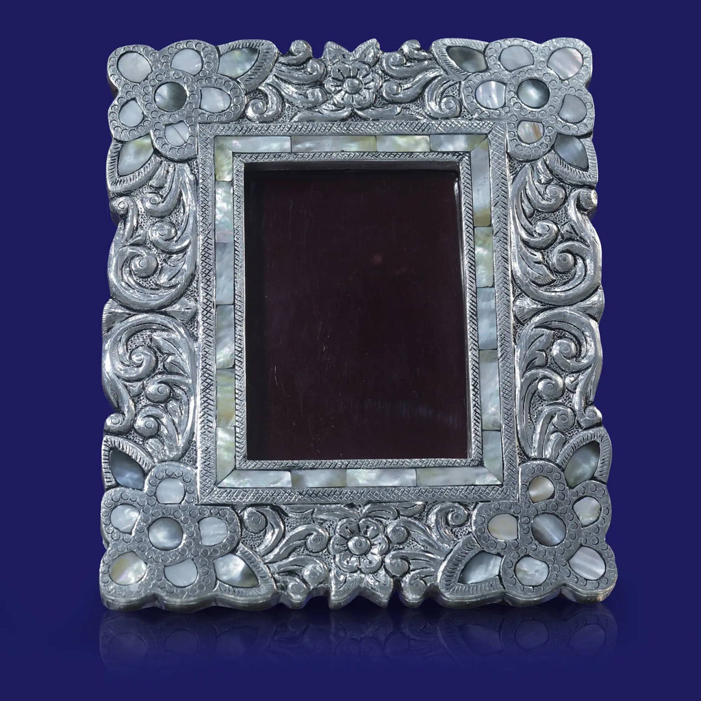 Chandrika Heritage Frame